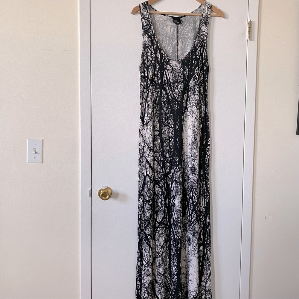 ASOS Curve Maxi Dress Size 16 Black and White Spooky Print